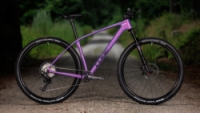 Horské kolo Cube REACTION C:62 PRO cosmicpurple´n´black2027
