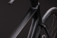 Silniční kolo Cube ATTAIN C:62 RACE carbon´n´coalchrome 2027
