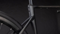 Silniční kolo Cube ATTAIN C:62 RACE blackline 2026