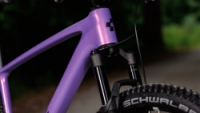Horské kolo Cube REACTION C:62 PRO cosmicpurple´n´black2027