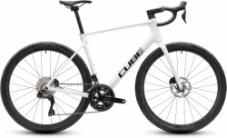 Silniční kolo Cube ATTAIN C:62 SLX metallicwhite´n´black 2027