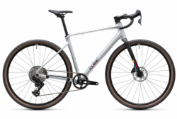 Gravel kolo Cube NUROAD SLX spaceship´n´cmyk 2027