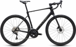 Silniční kolo Cube ATTAIN C:62 RACE carbon´n´coalchrome 2027